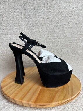 Schutz Heels Womens 7B Sandalia Salto Alto Sued Leather Buckle Platform in Black